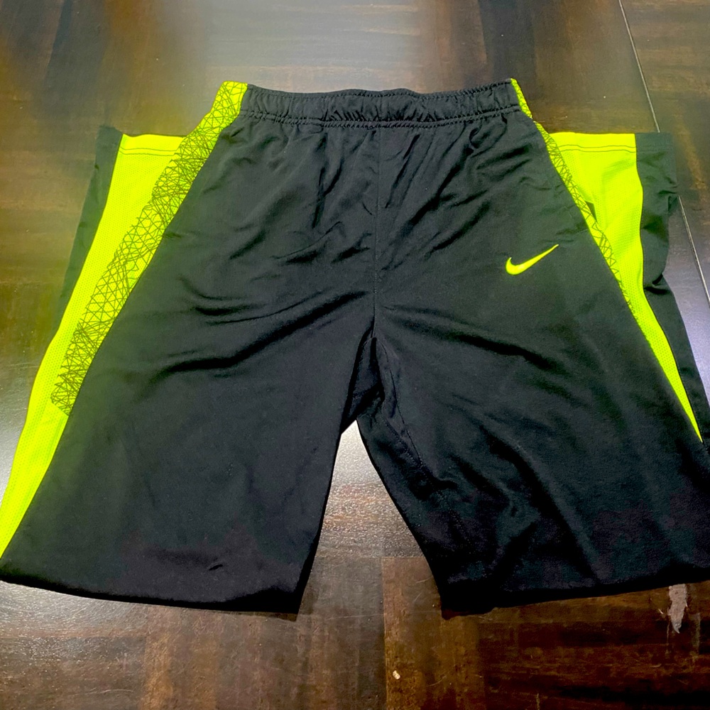 NIKE DRI-FIT Boys Joggers Size XL